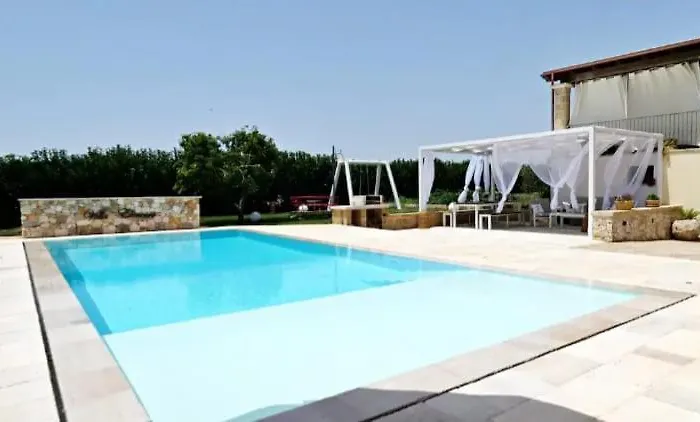 Elenoire Apartmán Corsano (Apulia)